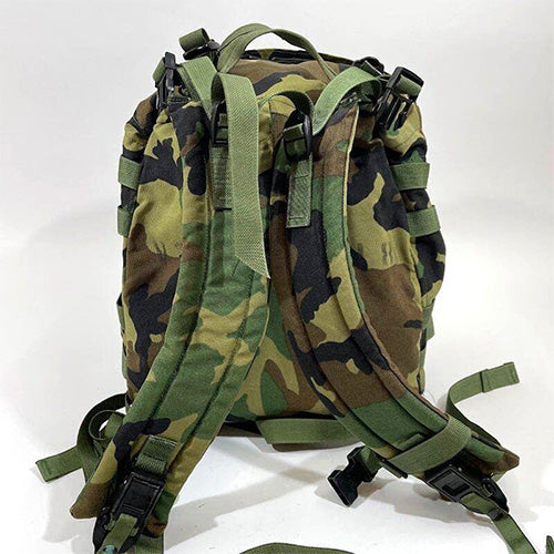 MOLLE メディカルバッグ MEDIC BAG 米軍放出品 軍用実物 – BASE CAMP